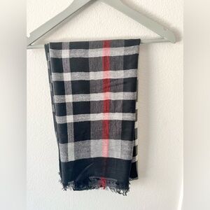 Unbranded Damage small hole Checkered Black White Soft Rectangle Scarf